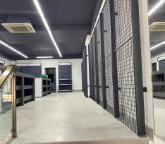 Net Haus bilgisayar mağaza dekorasyon